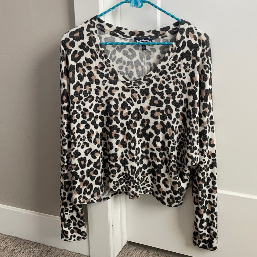 Women’s Crop V-Neck Sweater